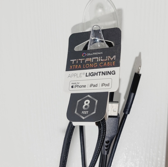 NEW CELLTRONIX Titanium Xtra Long Cable Apple 8Ft (Black) - Picture 2 of 3